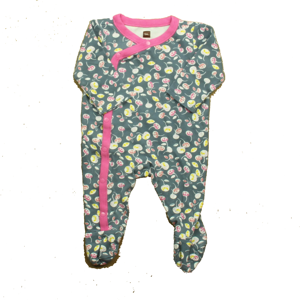 Tea Collection Girls Green Floral 1-piece footed Pajamas size: 0-3 Months